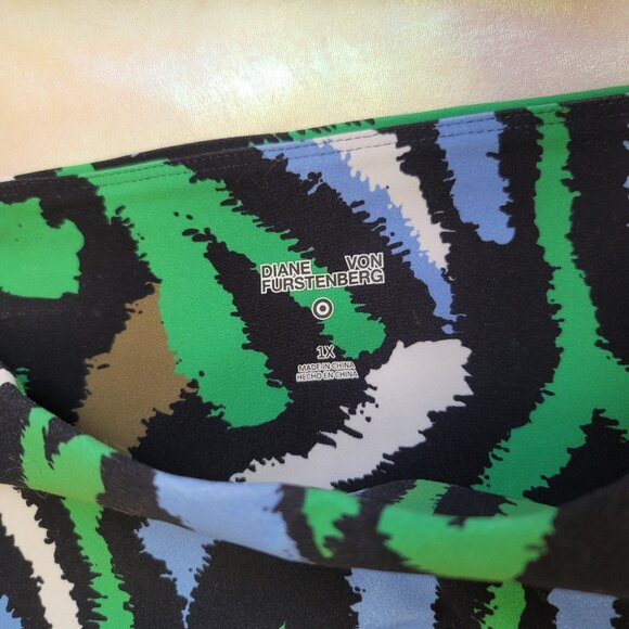 Diane Von Furstenberg DVF x Target Racerback Sports Bra + Bike Shorts Sz 1X SET - Picture 8 of 13